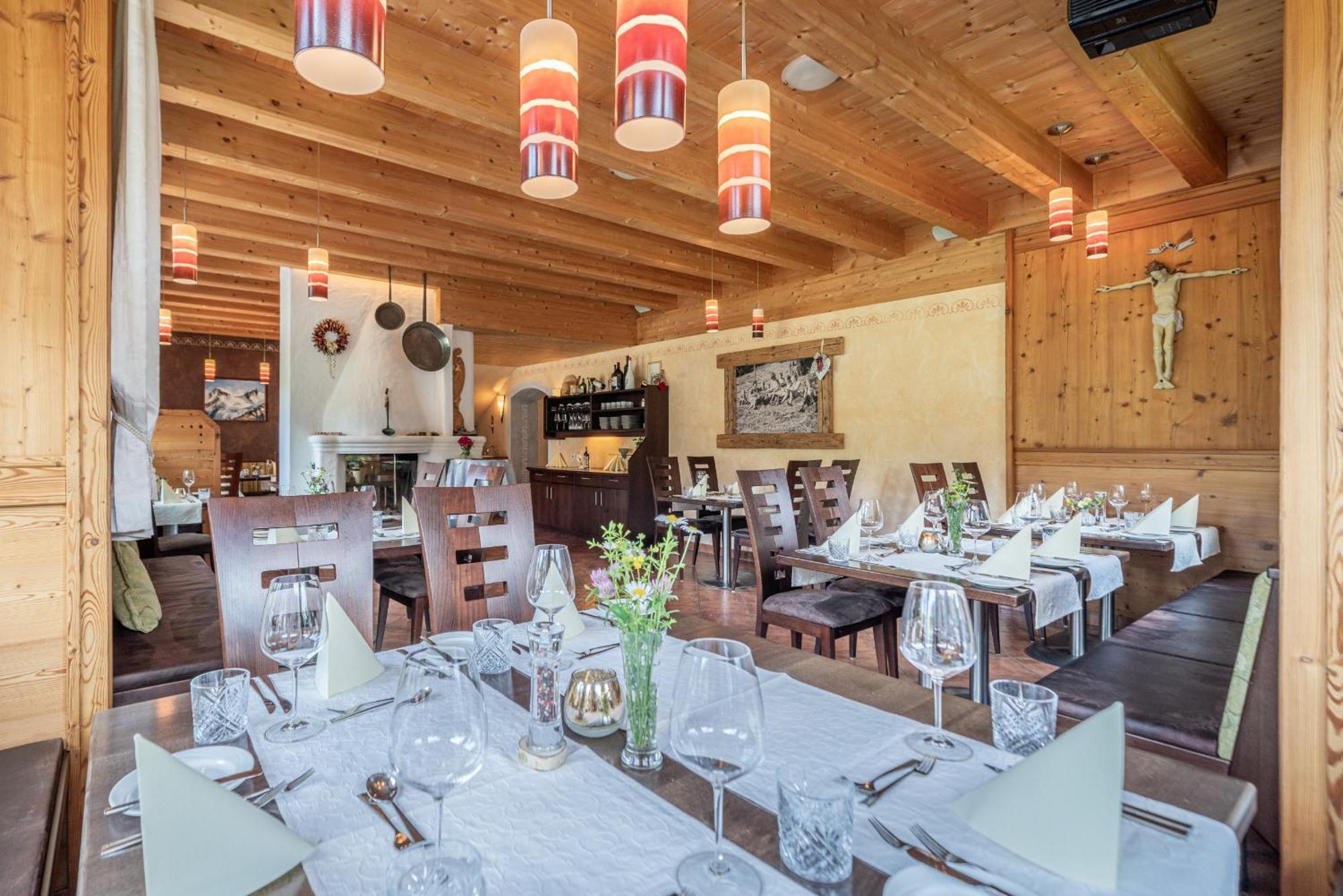 Der Ortnerhof - Hotel & Reiterhof Prägraten 외부 사진